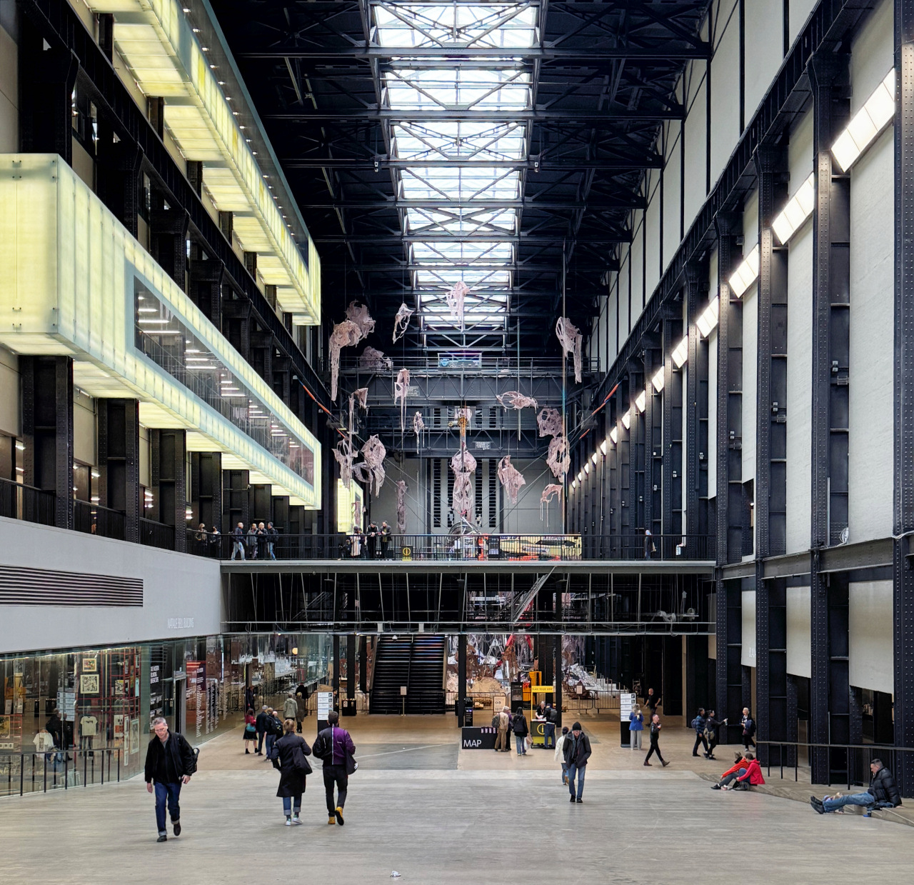 IMG-1113 - Tate Modern - turbine hall - 1280x1239px
